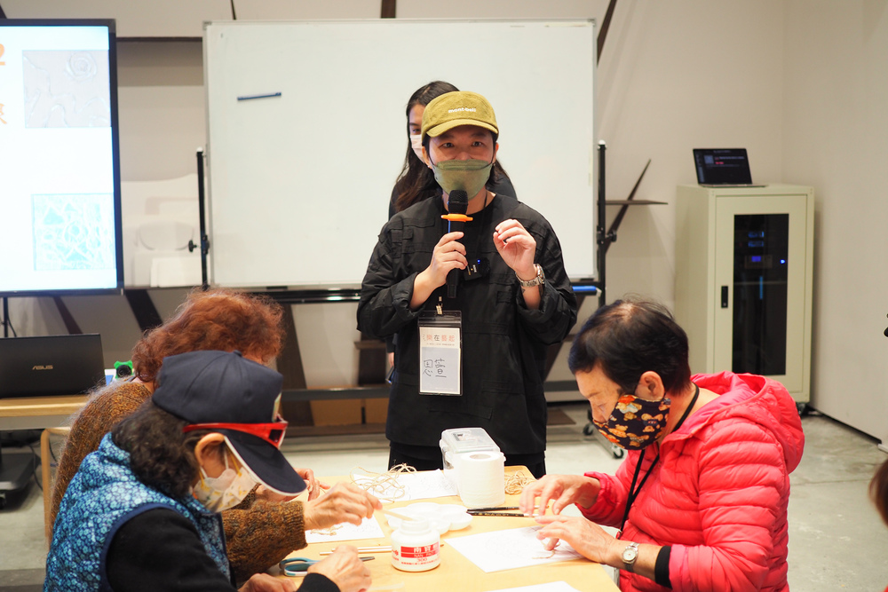 NCKU Department of Fine Arts and South American Pavilion Promote Senior Art, Leading Elderly Individuals to Artistic Creation