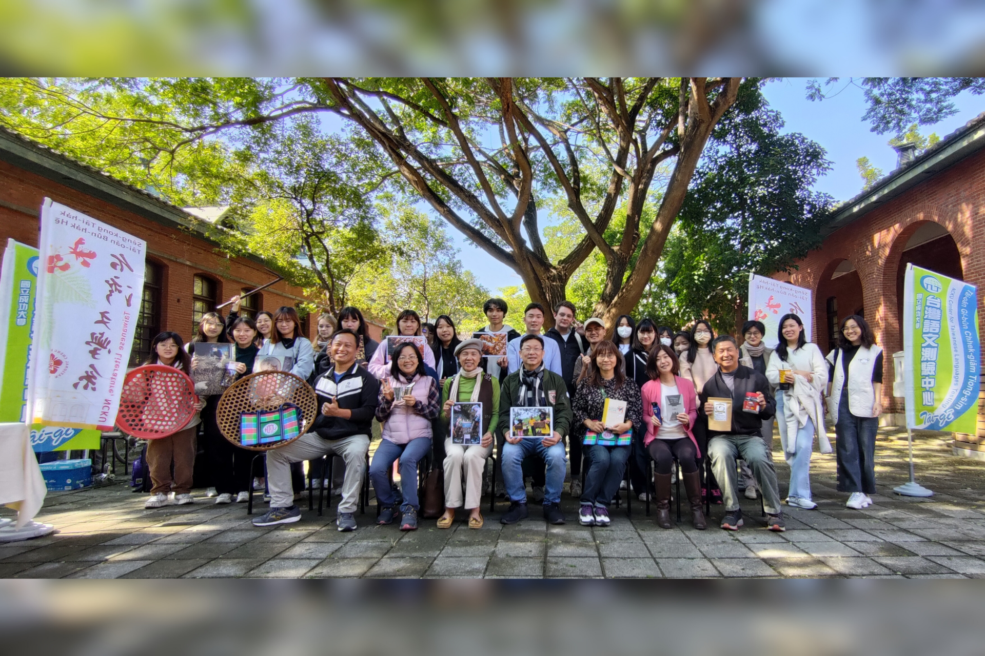 Foreign Students at NCKU Learn Taiwanese by Engaging with the Local Tainan Community