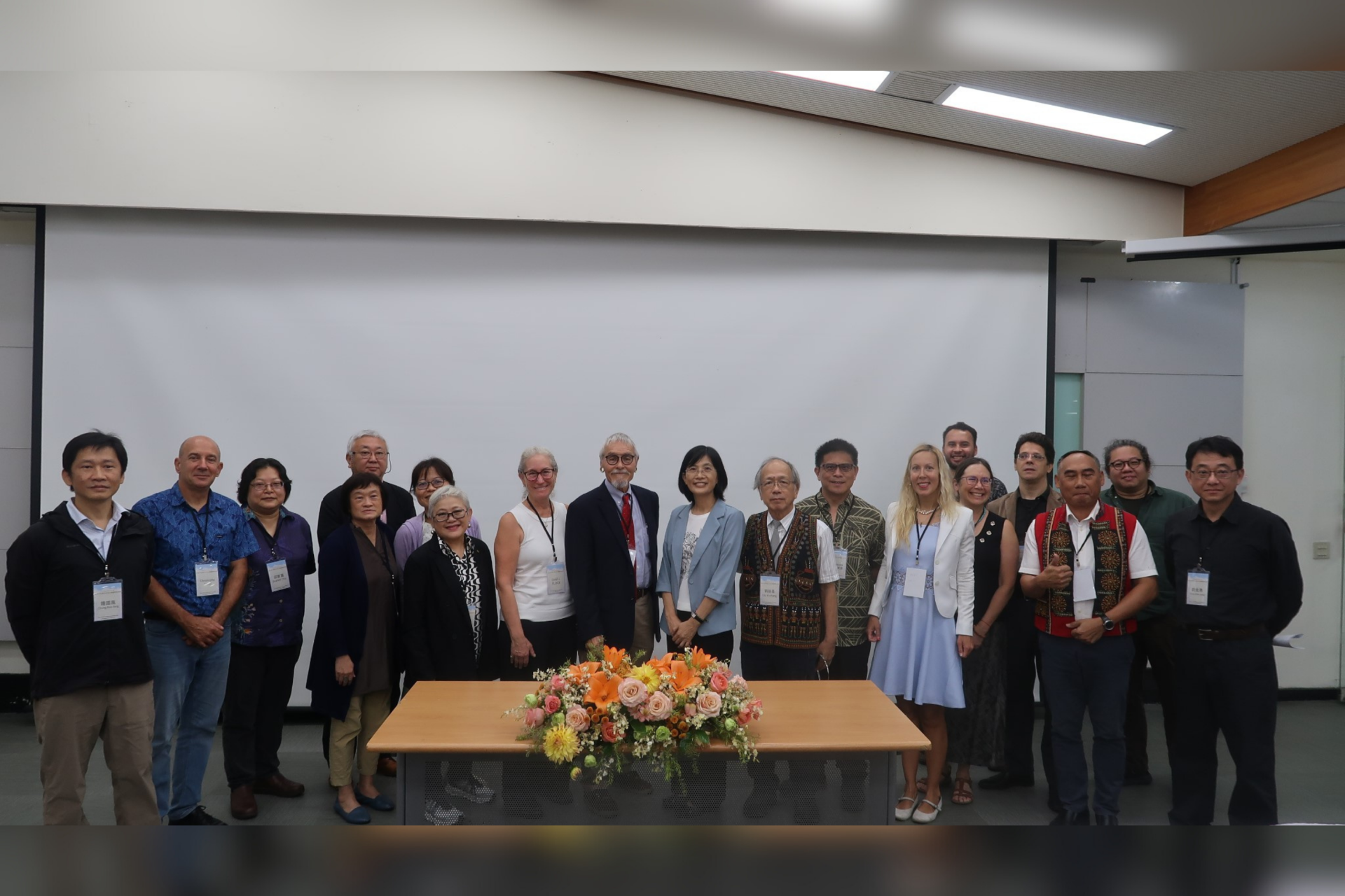 NCKU's Archaeology Department and EFEO co-hosted a seminar on the latest trends in collaboration and indigenous archaeology